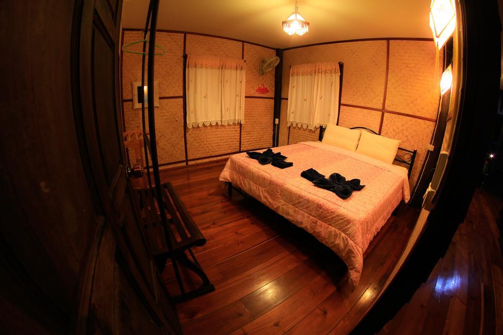 Baan Saleepai Hotell Rum bild