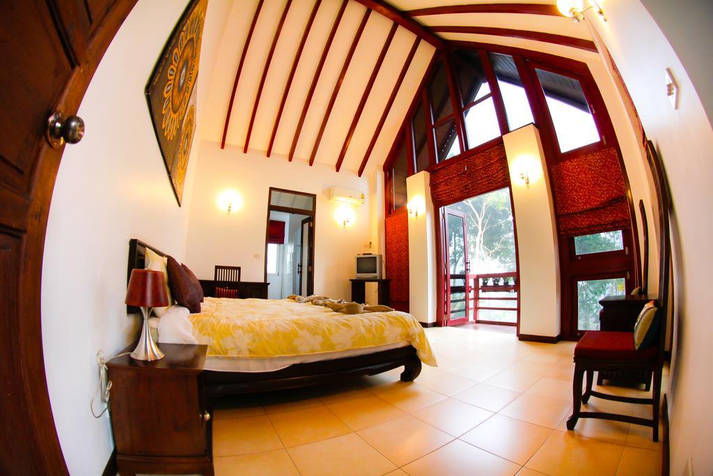 Baan Saleepai Hotell Rum bild