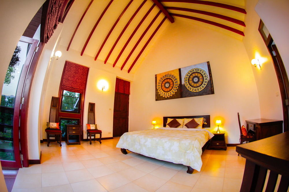 Baan Saleepai Hotell Exteriör bild